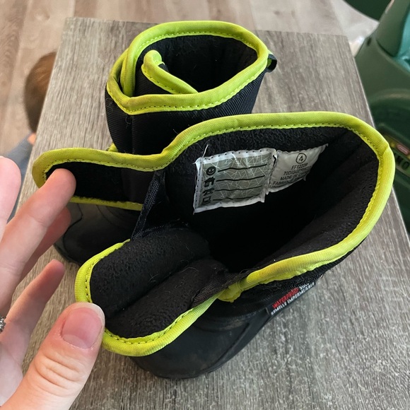 Baby boy winter boots - Picture 3 of 3